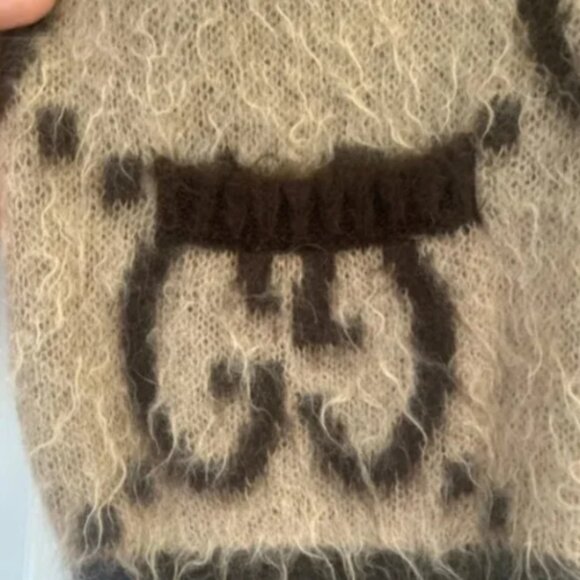 Gucci Reversible GG Mohair Cardigan - Picture 4 of 7